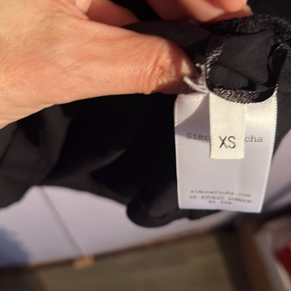 SIMONE ROCHA- BLK TULLE OVERLAY PUFF SLEEVE T-SHIRT - Picture 5 of 6